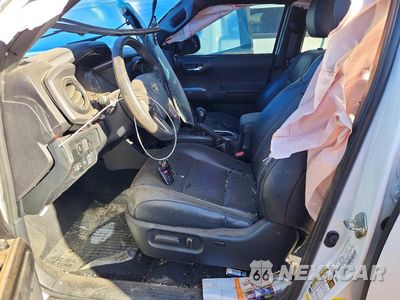 Zdjęcie 7 z 12 samochodu: 2020 TOYOTA TACOMA TRD SPORT VIN:3TMCZ5AN4LM323320 - miniatura