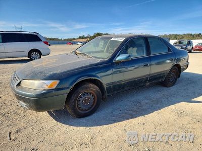 1998 TOYOTA CAMRY LE JT2BG22K7W0232417 - główne zdjęcie licytacji z USA - miniatura