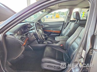 Zdjęcie 7 z 12 samochodu: 2011 HONDA ACCORD EXL VIN:1HGCP2F8XBA072601 - miniatura