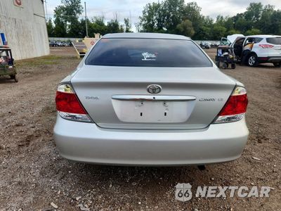Zdjęcie 6 z 12 samochodu: 2006 TOYOTA CAMRY LE VIN:4T1BE32K16U714517 - miniatura