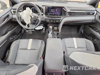 Zdjęcie 8 z 12 samochodu: 2025 TOYOTA CAMRY SE VIN:4T1DAACK9SU049593 - miniatura