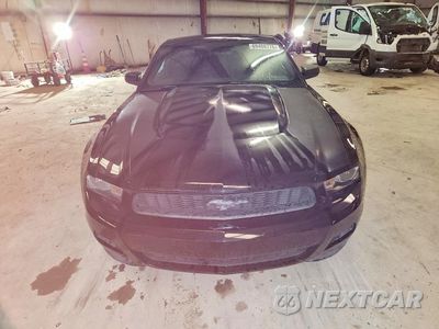 Piąte zdjęcie samochodu w środku: 2011 FORD MUSTANG VIN:1ZVBP8AM8B5146427 - miniatura