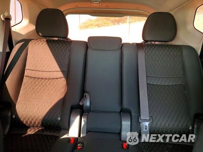 Zdjęcie 10 z 13 samochodu: 2018 NISSAN ROGUE S VIN:KNMAT2MT9JP613738 - miniatura