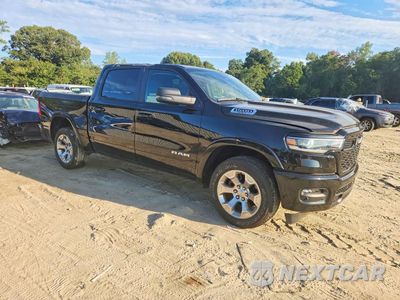 Czwarte zdjęcie samochodu z boku: 2025 RAM 1500 BIG HORN/LONE STAR VIN:1C6SRFFP1SN531548 - miniatura