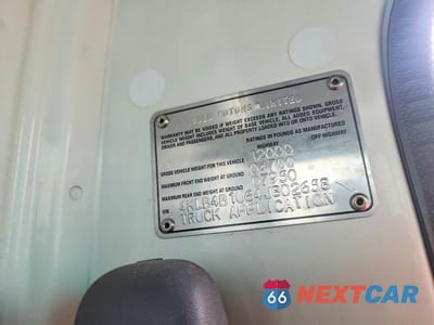 Zdjęcie 12 z 12 samochodu: 2004 ISUZU NPR HD BOX TRUCK VIN:4KLB4B1U64J802658 - miniatura