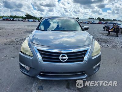 Piąte zdjęcie samochodu w środku: 2015 NISSAN ALTIMA 2.5 S VIN:1N4AL3AP6FC215162 - miniatura