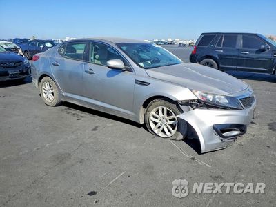 Czwarte zdjęcie samochodu z boku: 2013 KIA OPTIMA LX VIN:KNAGM4A78D5317942 - miniatura