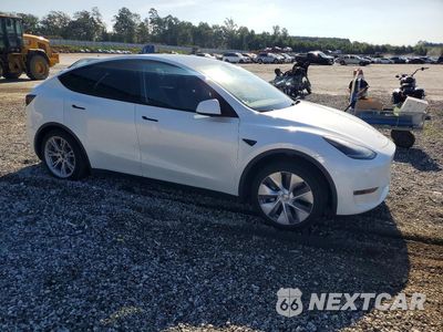 Czwarte zdjęcie samochodu z boku: 2024 TESLA MODEL Y VIN:7SAYGDEE8RA239062 - miniatura