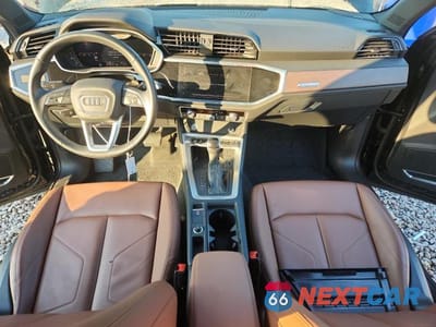 Zdjęcie 8 z 13 samochodu: 2020 AUDI Q3 PREMIUM PLUS VIN:WA1BECF30L1109788 - miniatura