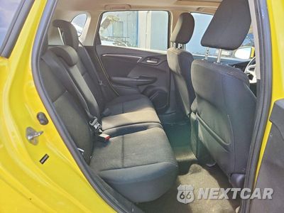 Zdjęcie 10 z 12 samochodu: 2016 HONDA FIT EX VIN:JHMGK5H73GX000632 - miniatura