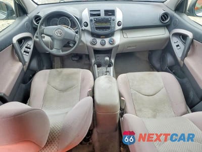 Zdjęcie 8 z 13 samochodu: 2007 TOYOTA RAV4 BASE VIN:JTMBK35V675039259 - miniatura