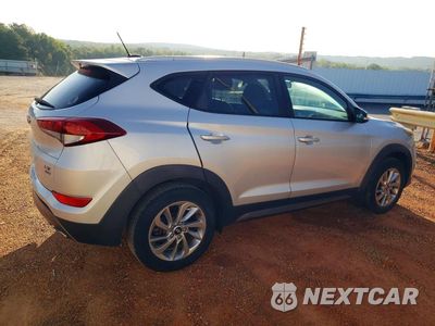 Trzecie zdjęcie samochodu z tyłu: 2016 HYUNDAI TUCSON ECO VIN:KM8J3CA22GU194901 - miniatura