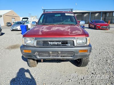 Piąte zdjęcie samochodu w środku: 1990 TOYOTA 4RUNNER SR5 V6 VIN:JT3VN39W0L0013498 - miniatura