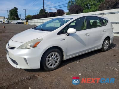 2013 TOYOTA PRIUS V THREE JTDZN3EU8D3194030 - główne zdjęcie licytacji z USA - miniatura