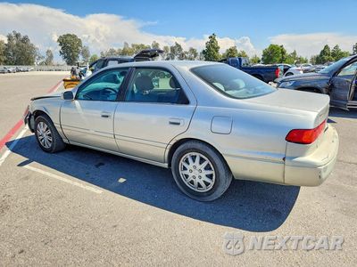 Drugie zdjęcie samochodu z przodu: 2000 TOYOTA CAMRY LE VIN:JT2BG22K7Y0502961 - miniatura