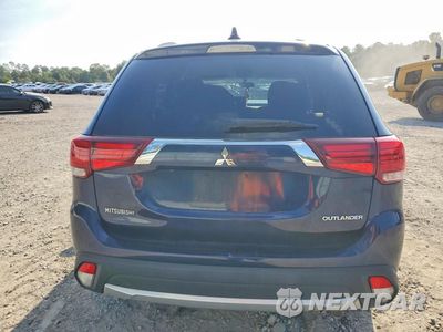 Zdjęcie 6 z 13 samochodu: 2018 MITSUBISHI OUTLANDER ES VIN:JA4AD2A35JZ054933 - miniatura