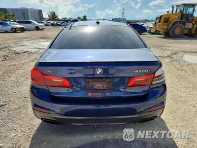 Zdjęcie 6 z 13 samochodu: 2018 BMW M550XI VIN:WBAJB9C51JB049351 - miniatura