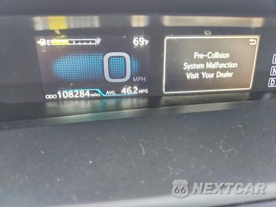Zdjęcie 9 z 12 samochodu: 2018 TOYOTA PRIUS TWO VIN:JTDKBRFU7J3581725 - miniatura