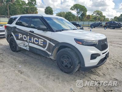 Czwarte zdjęcie samochodu z boku: 2023 FORD EXPLORER POLICE INTERCEPTOR VIN:1FM5K8AB2PGB62112 - miniatura