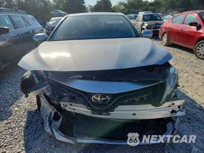 Piąte zdjęcie samochodu w środku: 2019 TOYOTA CAMRY XLE VIN:4T1B11HK7KU780457 - miniatura