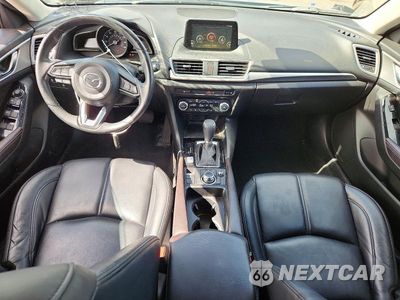 Zdjęcie 8 z 13 samochodu: 2017 MAZDA 3 TOURING VIN:JM1BN1V73H1142158 - miniatura
