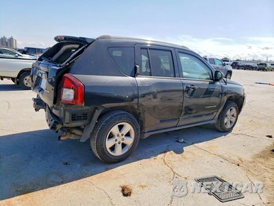 Trzecie zdjęcie samochodu z tyłu: 2014 JEEP COMPASS SPORT VIN:1C4NJCBAXED908692 - miniatura