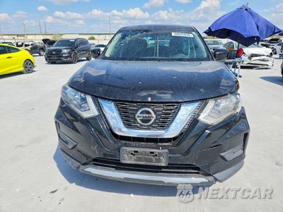 Piąte zdjęcie samochodu w środku: 2019 NISSAN ROGUE S VIN:JN8AT2MT0KW501471 - miniatura