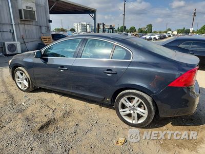 Drugie zdjęcie samochodu z przodu: 2015 VOLVO S60 PLATINUM VIN:YV126MFD0F2316708 - miniatura