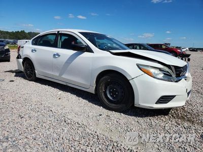 Czwarte zdjęcie samochodu z boku: 2017 NISSAN ALTIMA 2.5 S VIN:1N4AL3AP7HN365515 - miniatura