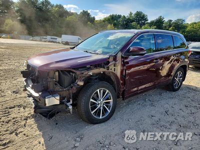 2018 TOYOTA HIGHLANDER XLE 5TDJZRFH9JS806039 - główne zdjęcie licytacji z USA - miniatura