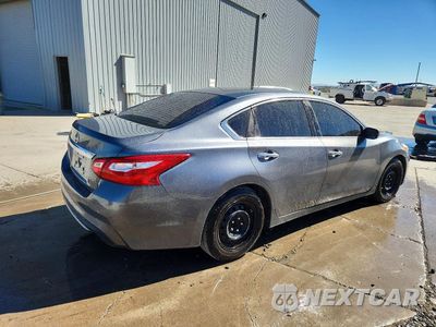 Trzecie zdjęcie samochodu z tyłu: 2016 NISSAN ALTIMA 2.5 S VIN:1N4AL3AP5GC178087 - miniatura