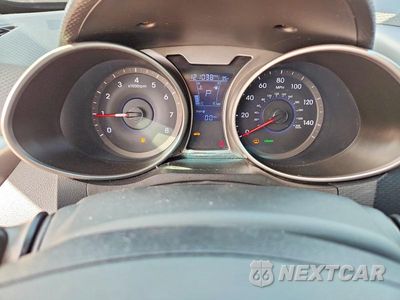 Zdjęcie 9 z 12 samochodu: 2017 HYUNDAI VELOSTER BASE VIN:KMHTC6AD9HU308079 - miniatura