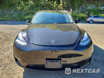 Piąte zdjęcie samochodu w środku: 2023 TESLA MODEL Y VIN:7SAYGDEE3PF613397 - miniatura