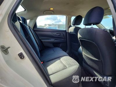 Zdjęcie 10 z 12 samochodu: 2016 NISSAN ALTIMA 2.5 S VIN:1N4AL3AP4GN387244 - miniatura