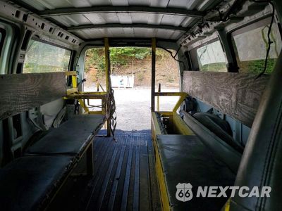 Zdjęcie 10 z 13 samochodu: 2016 CHEVROLET EXPRESS G2500 VIN:1GCWGAHF1G1215766 - miniatura