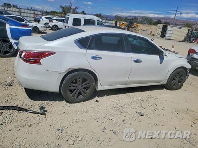 Trzecie zdjęcie samochodu z tyłu: 2013 NISSAN ALTIMA 2.5 VIN:1N4AL3AP2DC194761 - miniatura