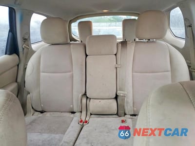 Zdjęcie 10 z 13 samochodu: 2019 NISSAN PATHFINDER SV VIN:5N1DR2MN0KC623592 - miniatura
