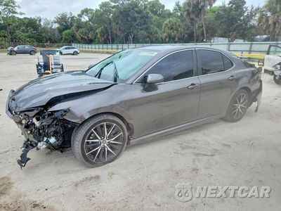 2024 TOYOTA CAMRY SE 4T1T11AK8RU875733 - główne zdjęcie licytacji z USA - miniatura