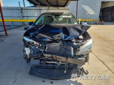 Piąte zdjęcie samochodu w środku: 2017 TOYOTA COROLLA SE VIN:5YFBURHE1HP591345 - miniatura