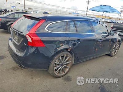 Trzecie zdjęcie samochodu z tyłu: 2015 VOLVO V60 PREMIER VIN:YV140MEK2F1242384 - miniatura