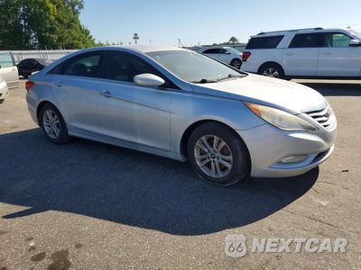 Czwarte zdjęcie samochodu z boku: 2013 HYUNDAI SONATA GLS VIN:5NPEB4AC5DH682365 - miniatura