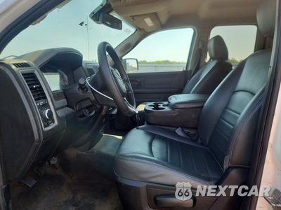 Zdjęcie 7 z 12 samochodu: 2019 RAM 1500 CLASSIC TRADESMAN VIN:1C6RR6FT3KS742019 - miniatura