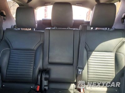 Zdjęcie 10 z 14 samochodu: 2023 LAND ROVER DISCOVERY METROPOLITAN EDITION VIN:SALRW4EU8P2474214 - miniatura