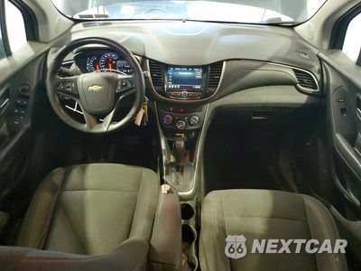 Zdjęcie 8 z 14 samochodu: 2019 CHEVROLET TRAX LS VIN:3GNCJNSB3KL195045 - miniatura