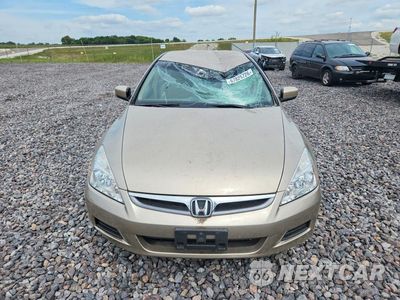 Piąte zdjęcie samochodu w środku: 2007 HONDA ACCORD LX VIN:3HGCM56407G707793 - miniatura