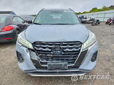 Piąte zdjęcie samochodu w środku: 2022 NISSAN KICKS SR VIN:3N1CP5DV0NL503522 - miniatura