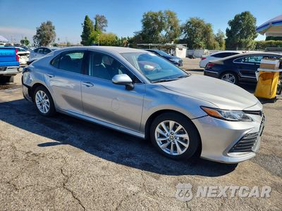 Czwarte zdjęcie samochodu z boku: 2023 TOYOTA CAMRY LE VIN:4T1C11AK8PU141770 - miniatura