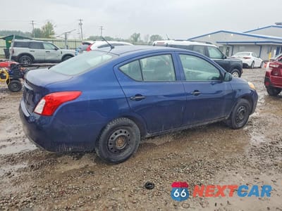 Trzecie zdjęcie samochodu z tyłu: 2013 NISSAN VERSA 1.6 S VIN:3N1CN7AP1DL821591 - miniatura
