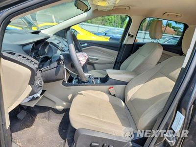 Zdjęcie 7 z 12 samochodu: 2018 FORD ESCAPE SE VIN:1FMCU9GD1JUC31493 - miniatura