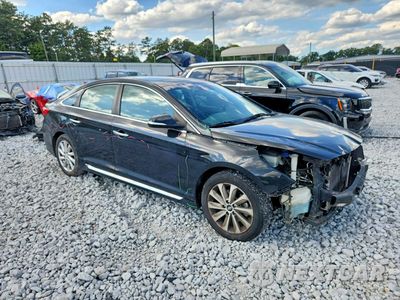 Czwarte zdjęcie samochodu z boku: 2016 HYUNDAI SONATA SPORT VIN:5NPE34AF7GH430905 - miniatura